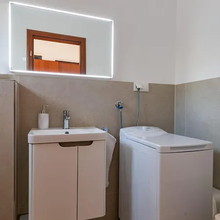 Modern With Private Jacuzzi Mikis * Trogir
